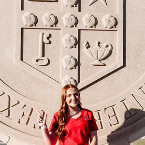 Meet your Posher, Raynie